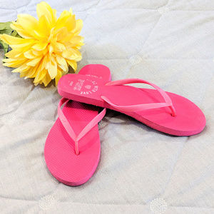 PINK by Victoria's Secret Flip flops Sz 9